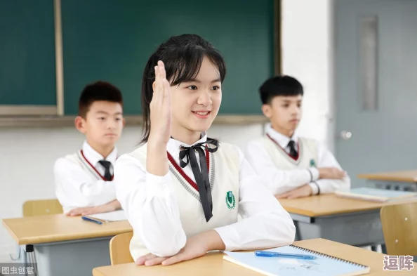 班长让我吃她胸摸她奶,背后隐藏着青春期的困惑与成长的烦恼,让人深思人与人之间的关系 班长让我吃她胸摸她奶,背后隐藏着青春期的困惑与成长的烦恼,让人深思人与人之间的关系