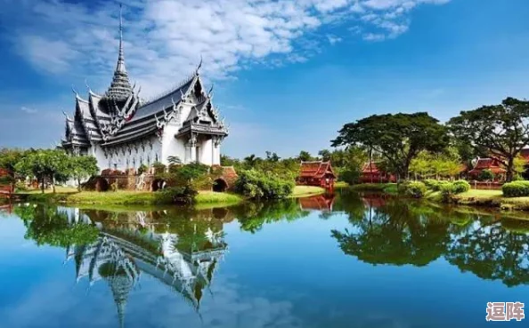 泰国国大但人文艺术：用户评价指出其独特魅力和深厚文化底蕴的完美结合