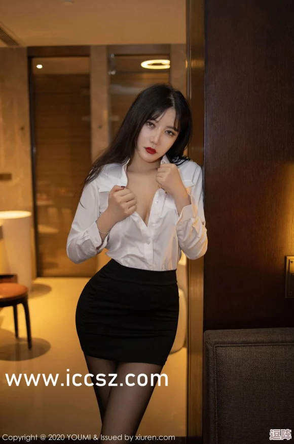 麻花传md0174苏蜜清歌入口，网友疑似发现剧情关键线索，引发粉丝热议